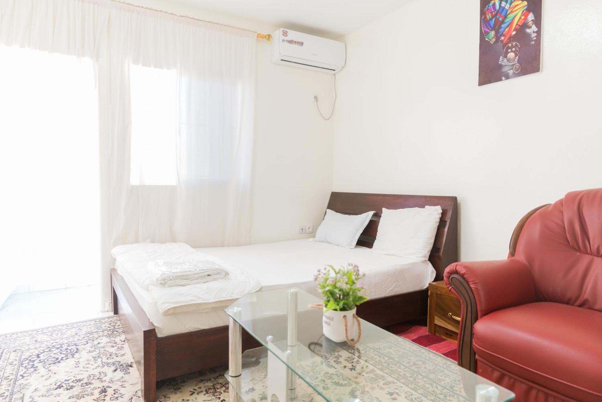Residence Kane Diallo- Appartements Elegants Et Centraux A Dakar Ngoại thất bức ảnh